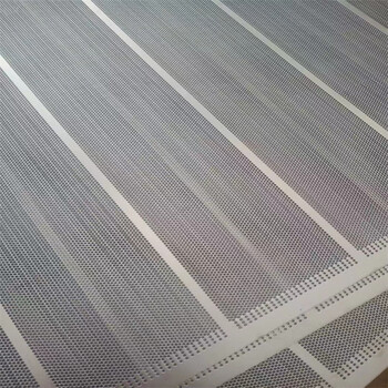河南卷板冲孔网平板过滤网板厚05网长10米高度1米镀锌板网