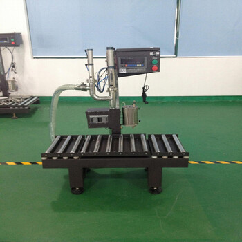 聚醚灌裝機(jī)-55L雙頭灌裝機(jī)