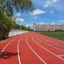 漳州南靖球场跑道翻新_云霄学校操场跑道施工_常山足球篮球场施工