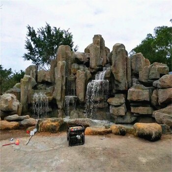 銅梁假山,彩色燈光噴泉現(xiàn)場制作