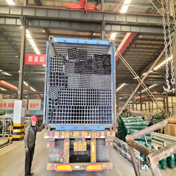 南昌異型方矩管源泰潤(rùn)豐120*120*5.75方管高速護(hù)欄用