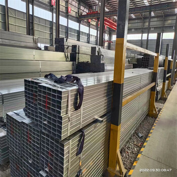南昌異型方矩管源泰潤(rùn)豐120*120*5.75方管高速護(hù)欄用