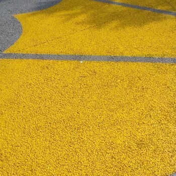 遼寧鐵嶺園林跑道透水混凝土施工價格