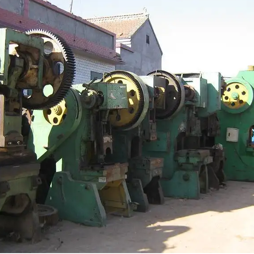 北辰水泥厂设备回收-正规回收