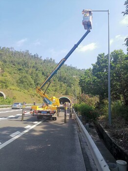 江门鹤山高空车出租、吊车出租、登高作业车出租