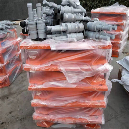 杭州单向滑动盆式橡胶支座连廊用网架支座定做使用时间长
