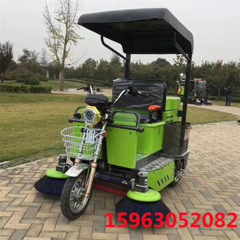 上海閘北座駕式電動掃地車廠房車間清掃車的簡單操作
