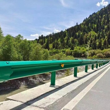 聊城波形護(hù)欄高速公路二波護(hù)欄
