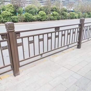 大同市鋅鋼市政道路護圍欄桿欄馬路中央隔離柵欄