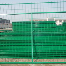 定制双边丝护栏网高速公路框架护栏定做隔离网铁丝网围栏防护网