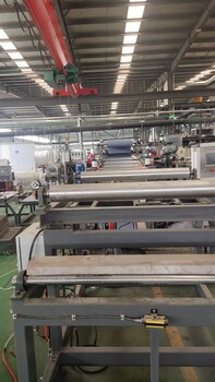 TPE汽車(chē)腳墊材料_TPE汽車(chē)腳墊復(fù)合材料代加工