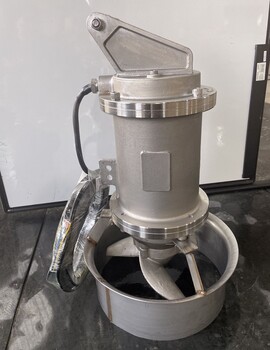 不銹鋼潛水?dāng)嚢铏C(jī)+QJB2.2/8-320/3-740/S