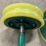 煤礦猴車(chē)配件單托輪H型抱索器托輪架空索道托繩輪