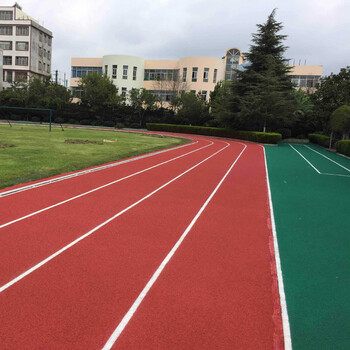 廈門塑膠跑道建設(shè)泉州足球場施工龍巖籃球場鋪設(shè)包工包料