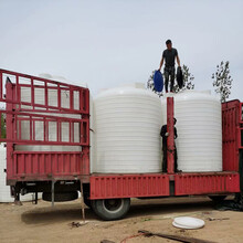 PE塑料10吨水箱10立方储罐10000L水塔无味防腐蚀