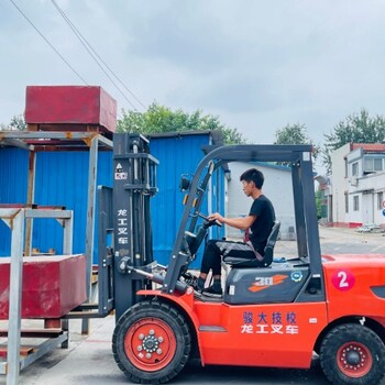 章丘叉車培訓(xùn)學(xué)校電焊培訓(xùn)學(xué)校