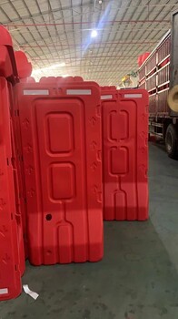 江門全新PE料1米8高欄水馬圍擋注水移動(dòng)路障防撞墩
