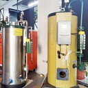 生產加熱燃氣蒸汽發生器立式蒸汽鍋爐0.5噸1噸可定制