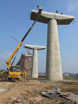 南京江寧區(qū)板橋20米路燈車出租22米高空作業(yè)車租賃