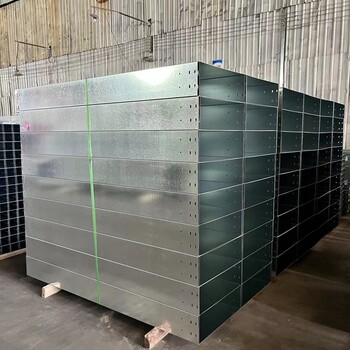 橋架廠家直供槽式梯式托盤式鍍鋅橋架鍍鋅線槽金屬鐵線槽