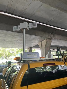 車載智能升降照明設(shè)備