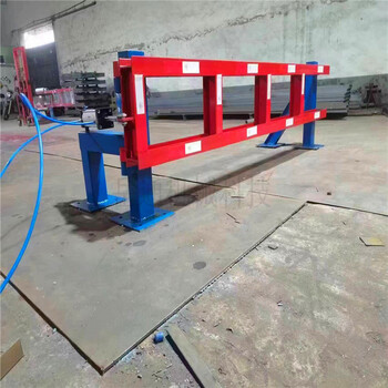 氣動(dòng)水平擺動(dòng)擋車欄QDZM6氣動(dòng)抱軌式阻車器電動(dòng)液壓擋車防護(hù)