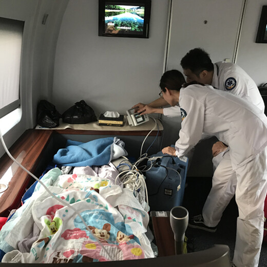 柳州长途120救护车转院-24小时服务
