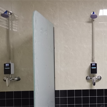武汉浴室刷卡节水器，浴室洗澡扫码插卡水控机