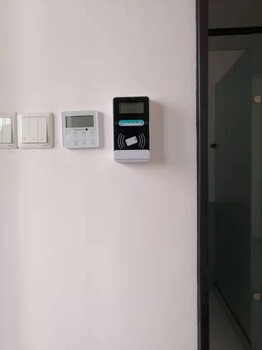 河南浴室掃碼收費(fèi)機(jī)洗澡插卡水控機(jī)浴室刷卡節(jié)水器
