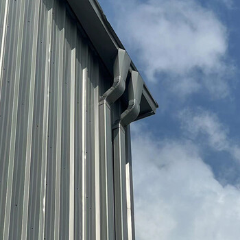 平顶山市厂房彩钢落水管钢结构镀锌铁皮排水管经销商