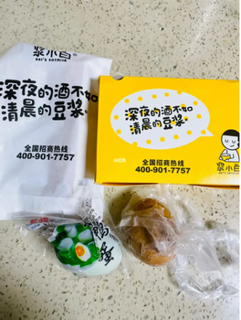 漿小白傳統(tǒng)豆?jié){經(jīng)營新模式，不同餐飲文化交匯融合出一份薄利