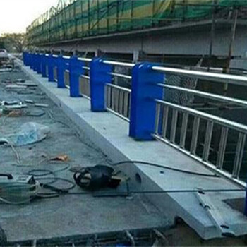 湖南省常德市铸钢立柱防撞护栏
