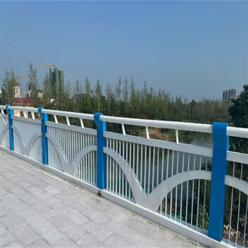 四川省攀枝花市不锈钢桥栏杆图片
