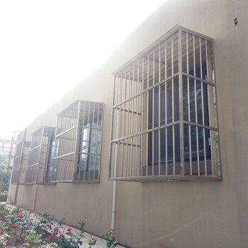 北京通州武夷花园定做窗户护栏防盗窗防盗门安装