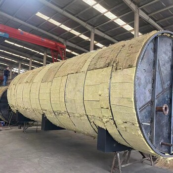 濟(jì)南聚氨酯噴涂油罐保溫施工隊(duì)白鐵巖棉罐體保溫價(jià)格