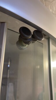 上海漏水淋浴房維修朗斯淋浴房維修淋浴房移門滑輪更換