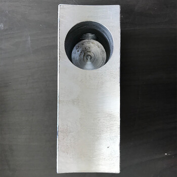 衡水寸金機(jī)械推移千斤頂傳感器插座電纜線接頭座HC003.3901-3