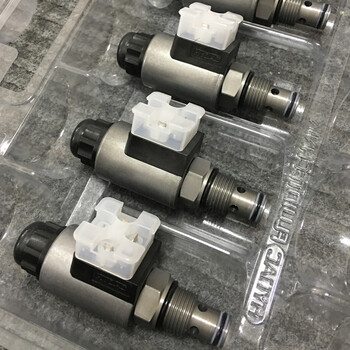 WSM12120ZR-01M-C-N-24DG德國HYDAC帶手動操作電磁閥