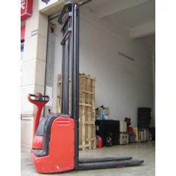 日照電動(dòng)堆高車(chē)回收