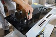 专业家电维修洗衣机冰箱油烟机空气能空调提供定频挂机服务