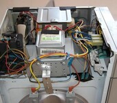 專業(yè)安裝維修太陽能熱水器、洗衣機(jī)、冰箱、空調(diào)、提供維修-更換輔件/調(diào)試、更換控制器等各類家電維修服務(wù)