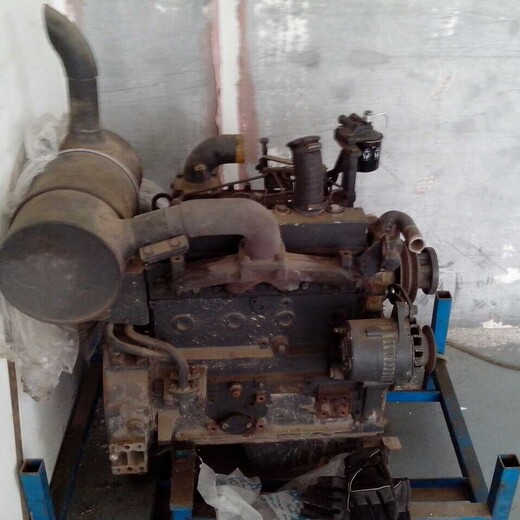 供應卡特D11T推土機配件C32發(fā)動(dòng)機總成246-5457原廠(chǎng)配件