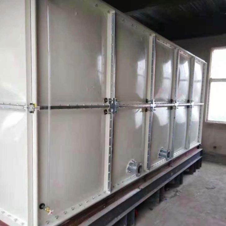 安徽池州市玻璃钢水箱储水箱消防拼接养鱼水箱拼装保温水箱