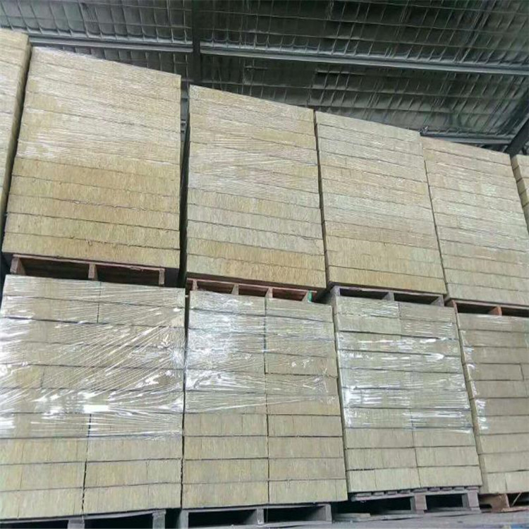 武汉岩棉复合板 复合岩棉保温板多少钱