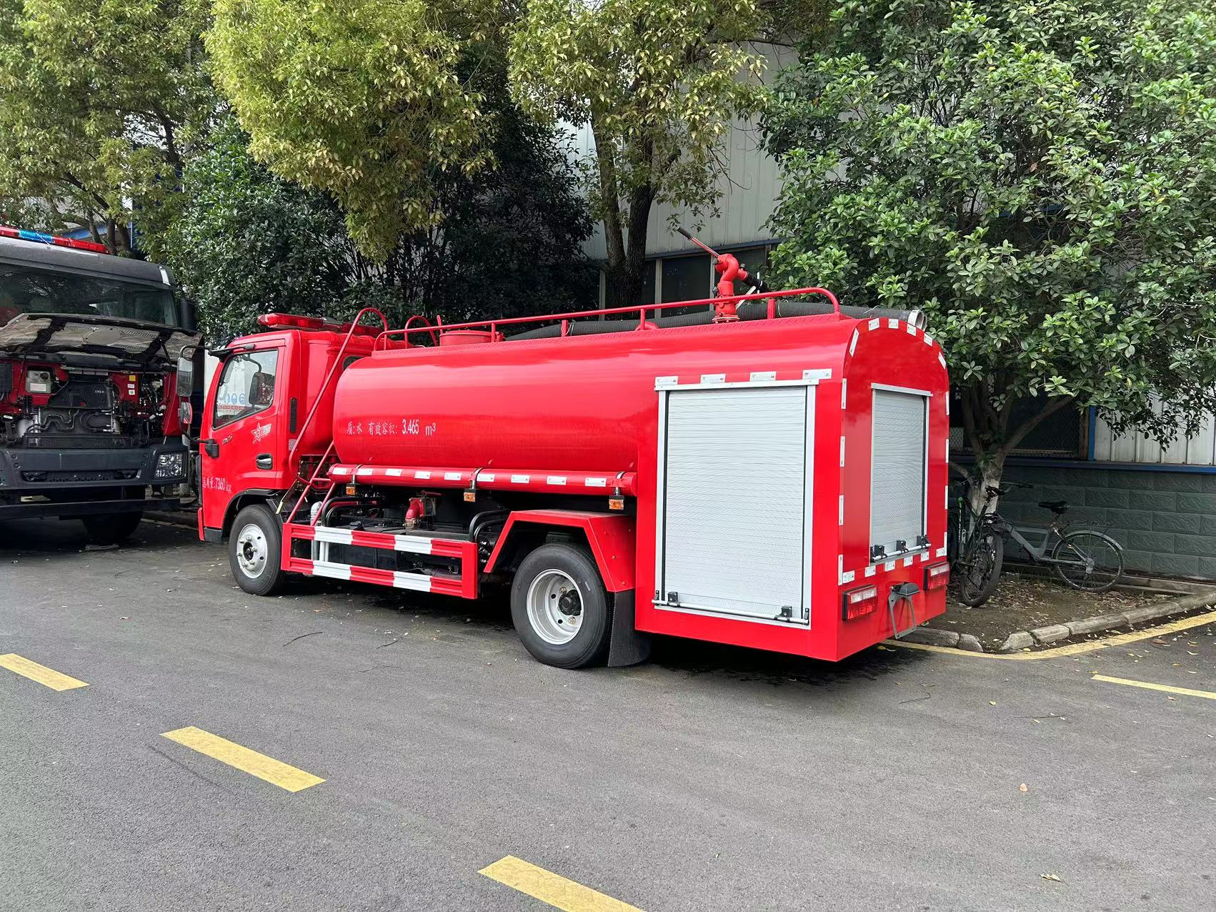 涪陵6吨8吨水罐消防车