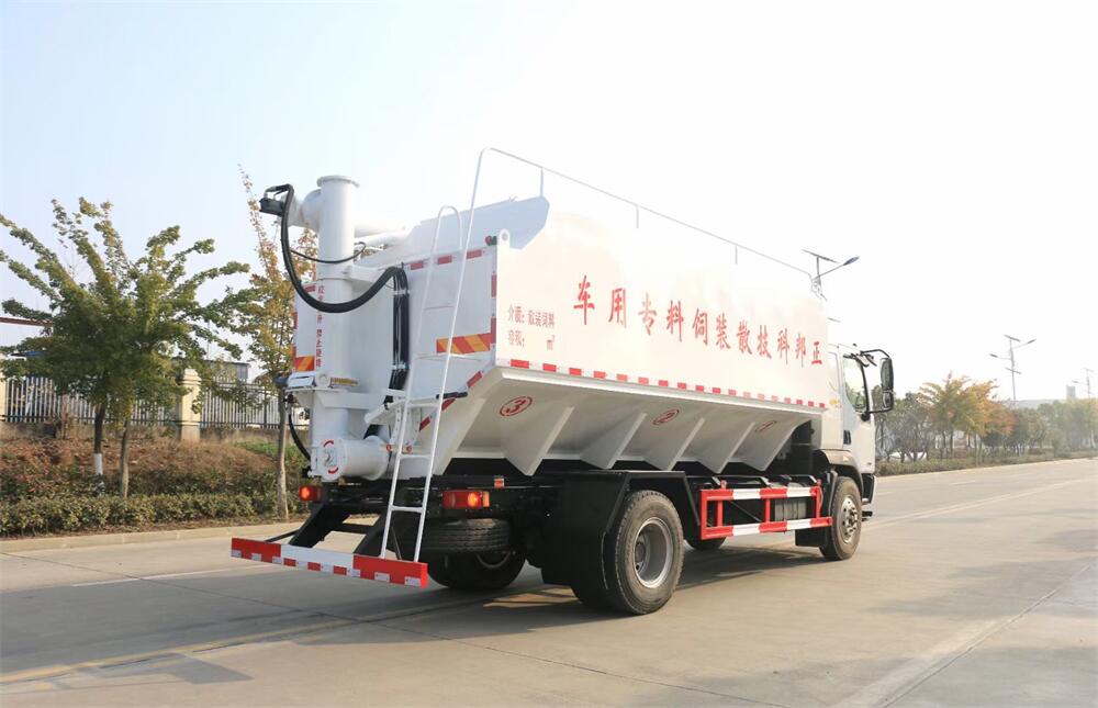 桂林15吨散装饲料运输车
