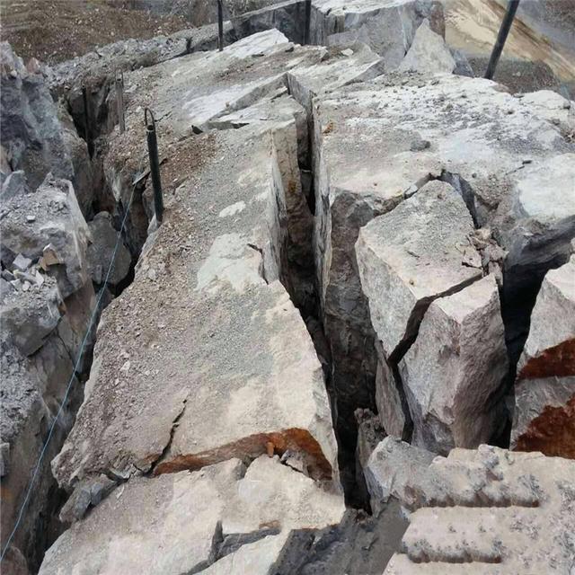 喀什气体爆破气体致裂石头设备