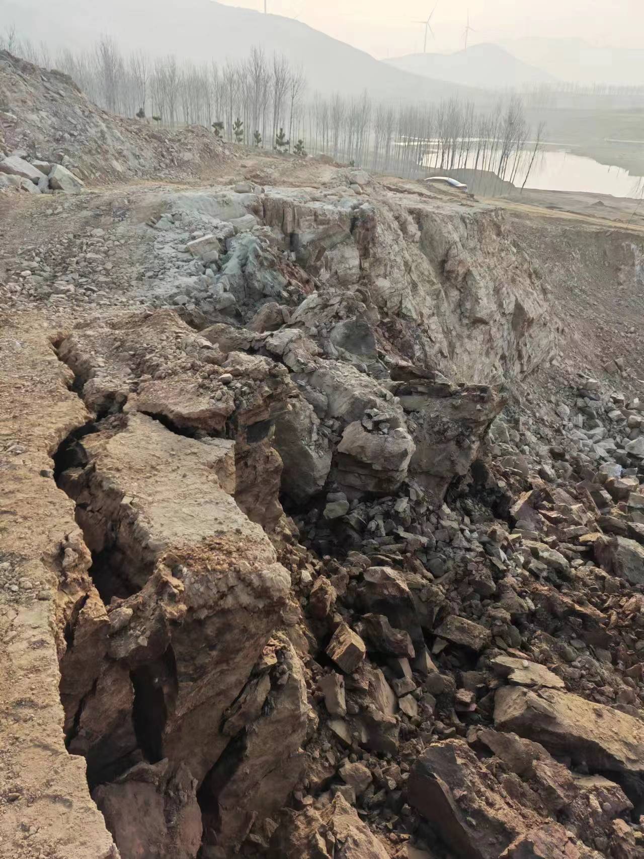安徽宣城气体膨胀爆破气体致裂石头设备