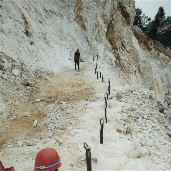 福建龙岩气体爆破设备公司