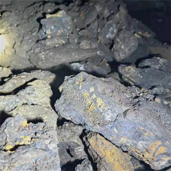 新疆石河子矿山开采设备二氧化碳气体爆破